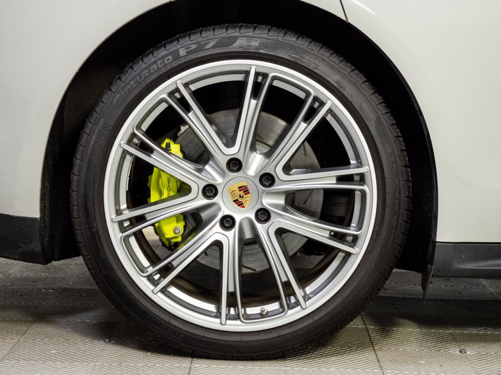 Used 2020 Porsche Panamera 4 image 38