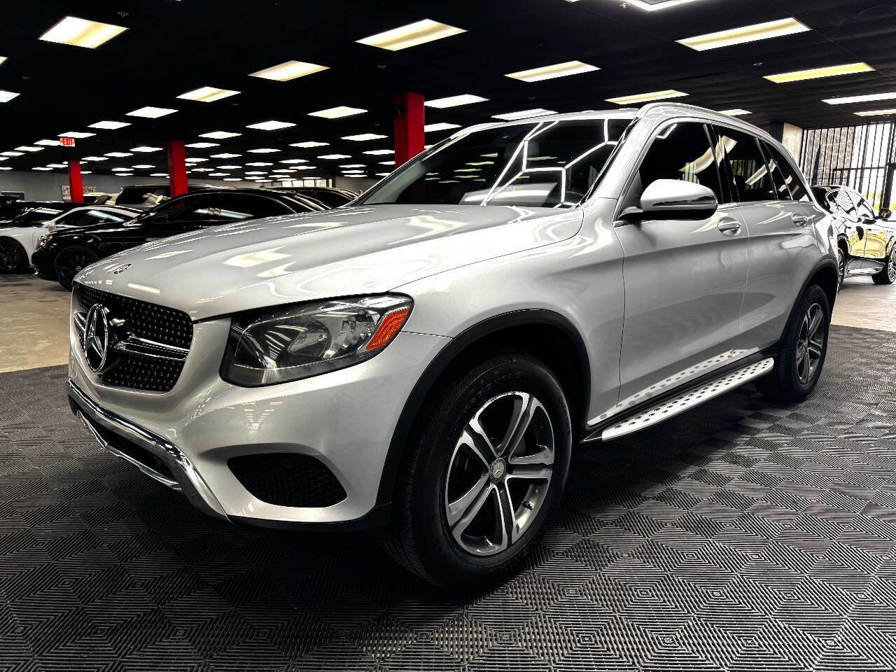 Used 2016 Mercedes-Benz GLC 300 image 6