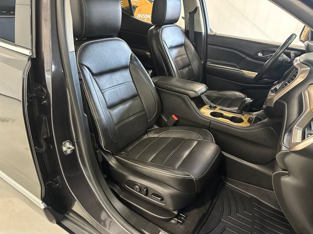 Certified 2017 GMC Acadia Denali w/ Technology Package AWD/4WD image 36