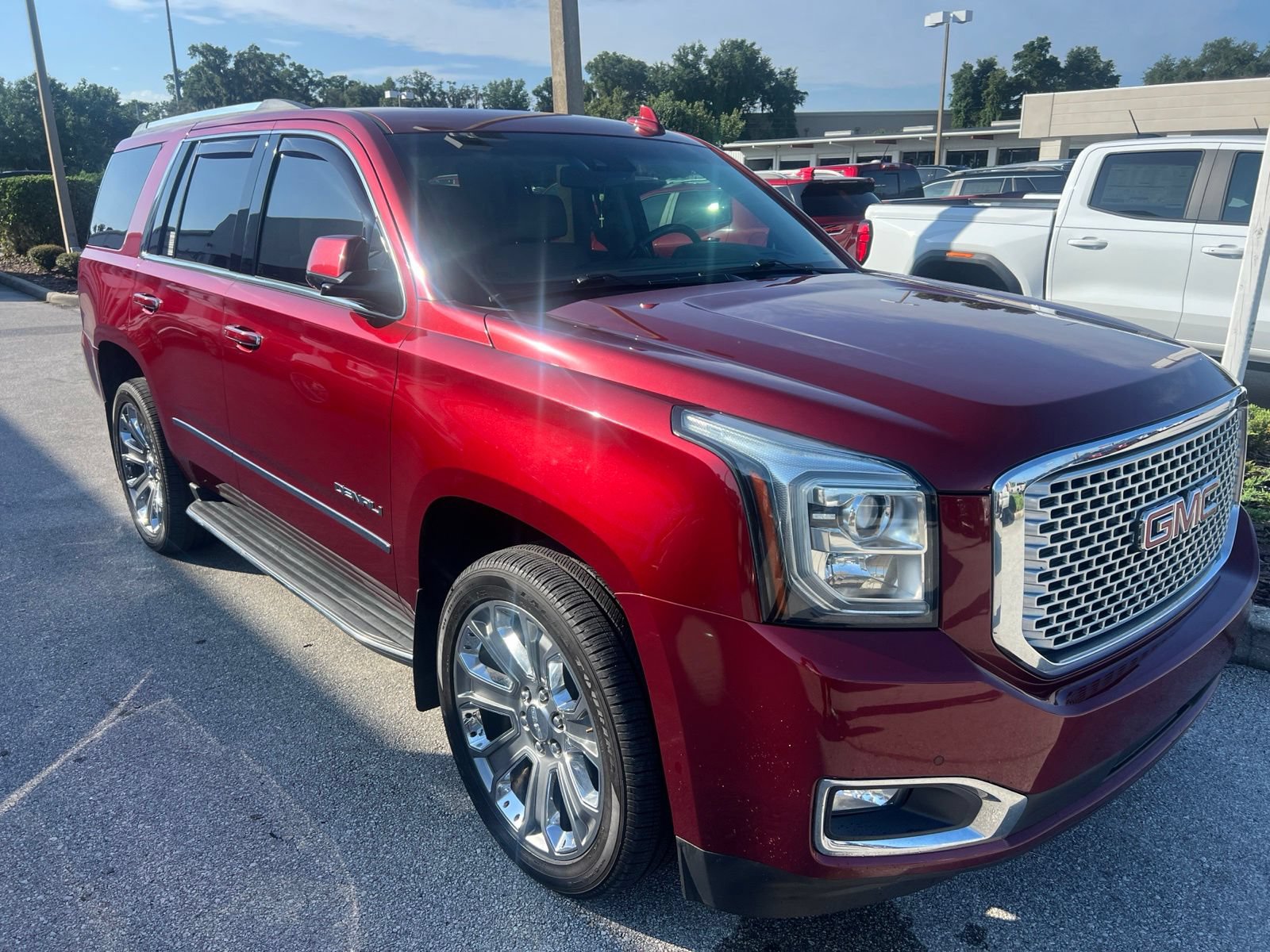 Used 2016 GMC Yukon Denali w/ Open Road Package AWD/4WD image 2