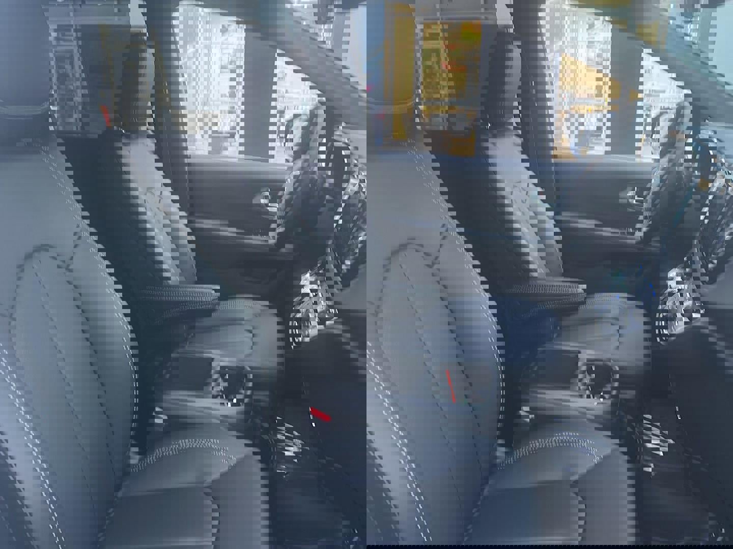 New 2026 Chrysler Voyager LX image 4