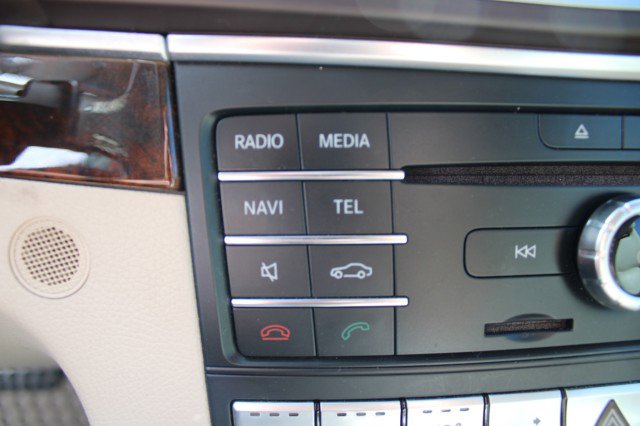 Used 2016 Mercedes-Benz E 400 Cabriolet w/ Premium 2 Package image 33