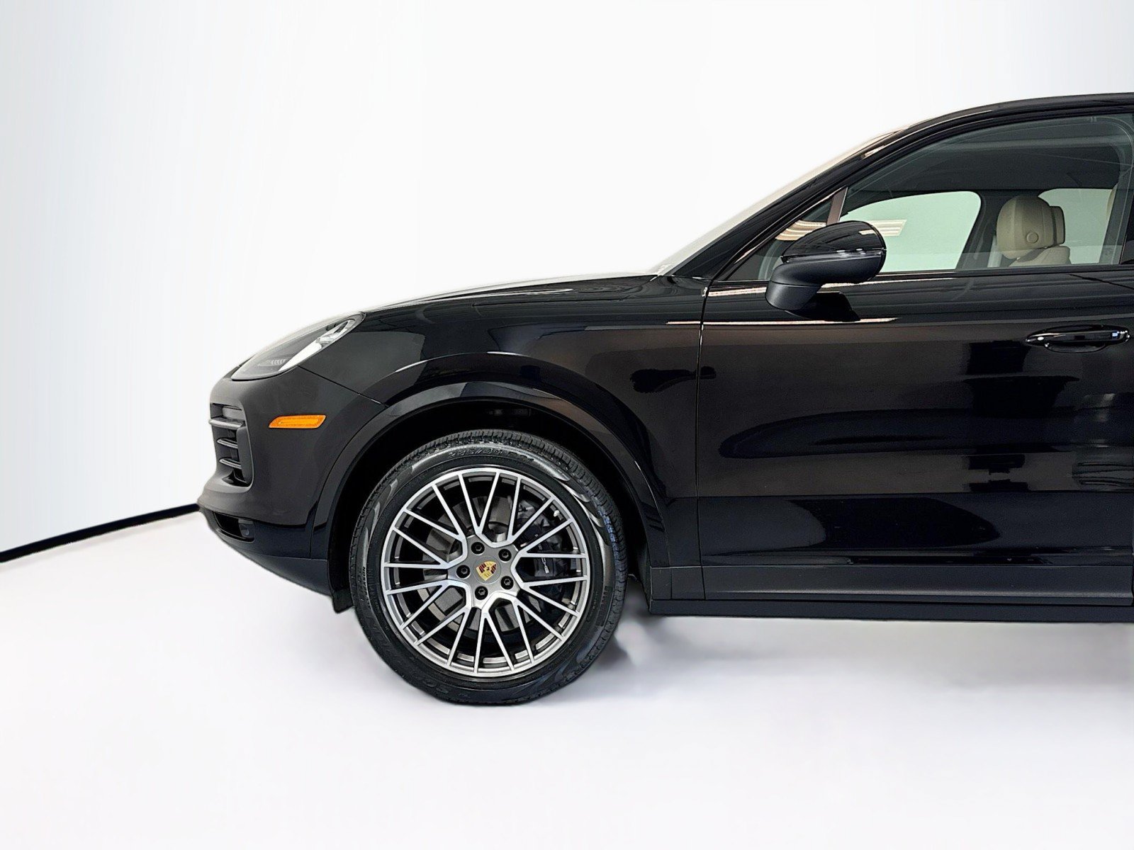 Used 2023 Porsche Cayenne Platinum Edition AWD/4WD image 28