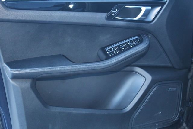 Used 2018 Porsche Macan image 23