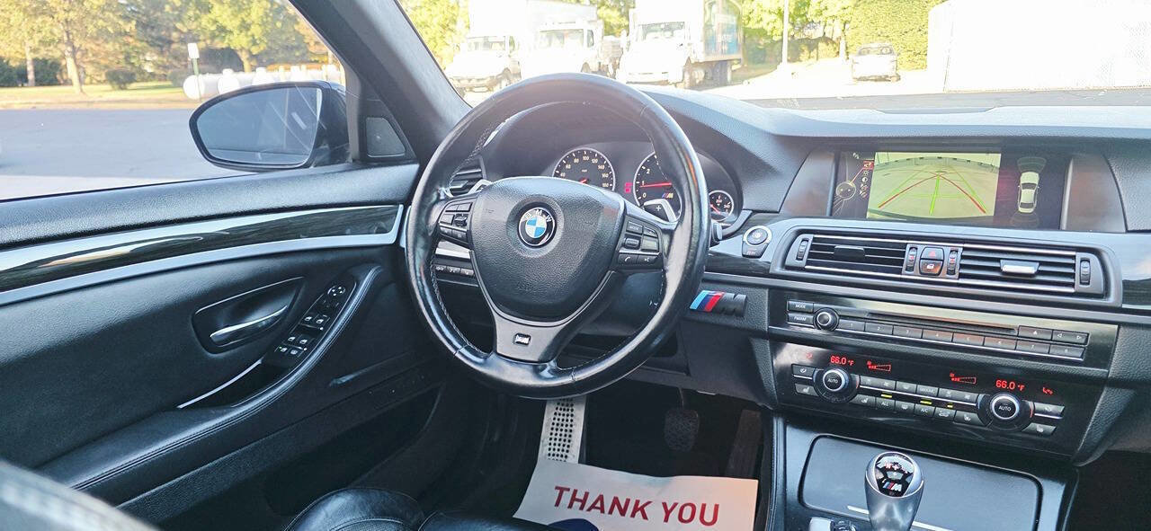 Used 2013 BMW M5 image 19