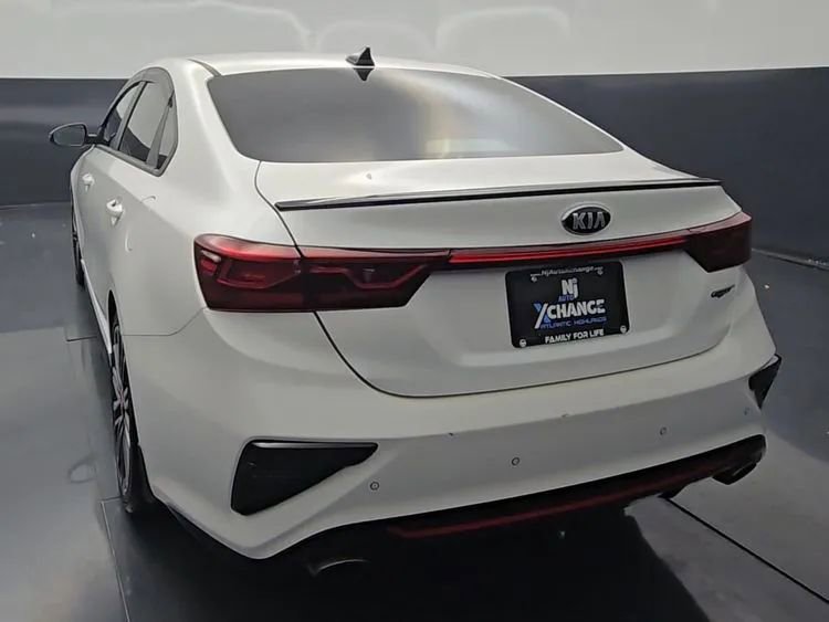 Used 2021 Kia Forte GT w/ GT2 Package FWD image 6