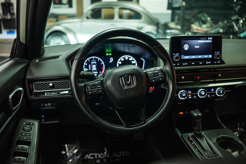 Used 2023 Honda Civic Sport image 14
