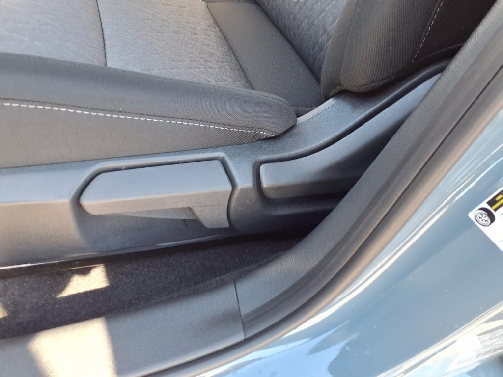 Used 2026 Nissan Sentra SV w/ SV Convenience Package FWD image 22