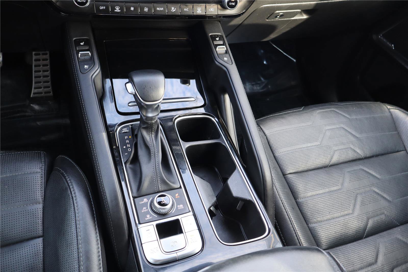 Used 2020 Kia Telluride SX w/ SX Prestige Package image 22