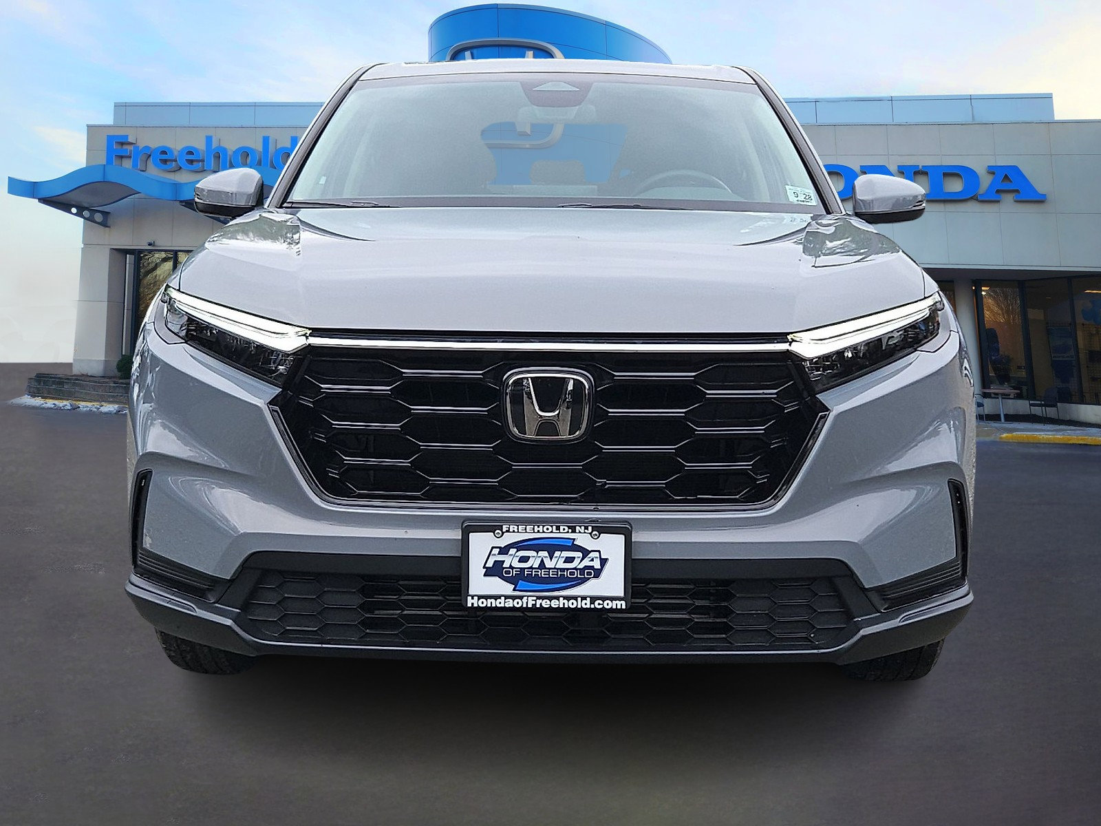 Used 2024 Honda CR-V EX image 2