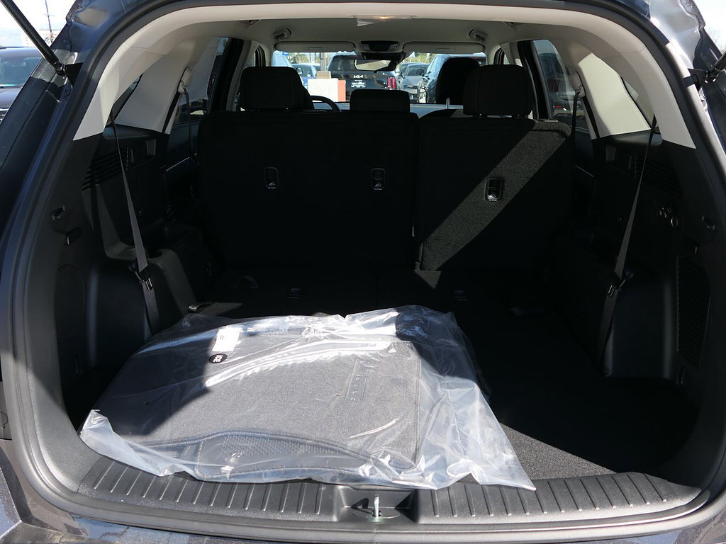 New 2026 Kia Sorento LX FWD image 22