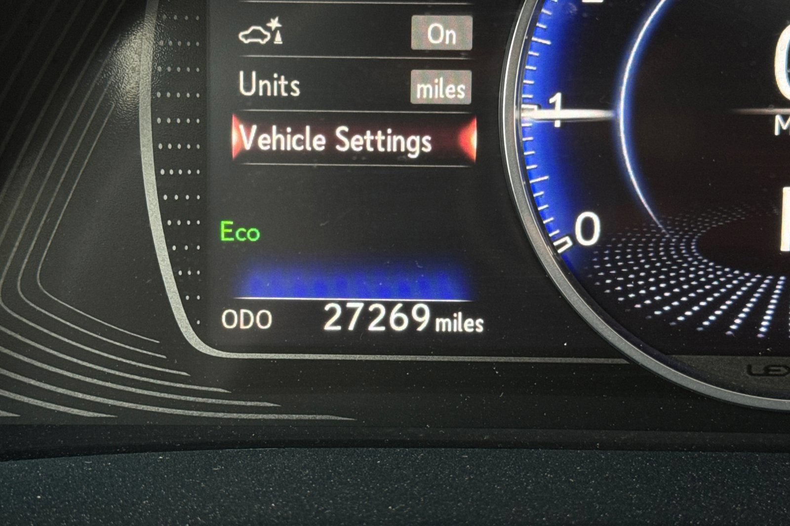 Certified 2024 Lexus ES 350 w/ Premium Package FWD image 28