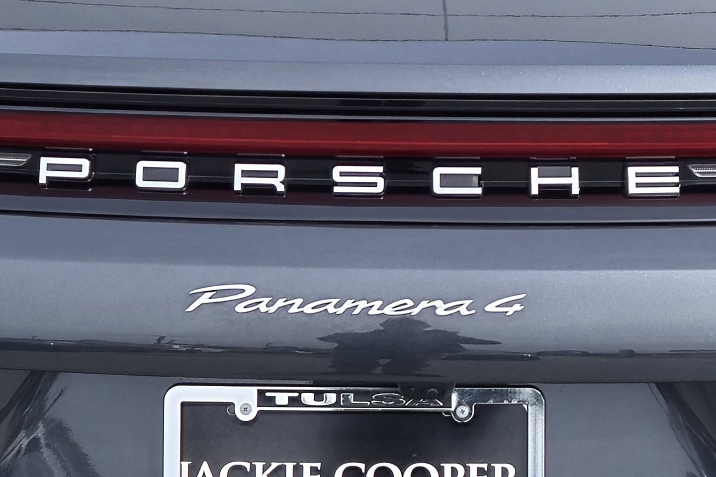 Certified 2024 Porsche Panamera 4 AWD/4WD image 12