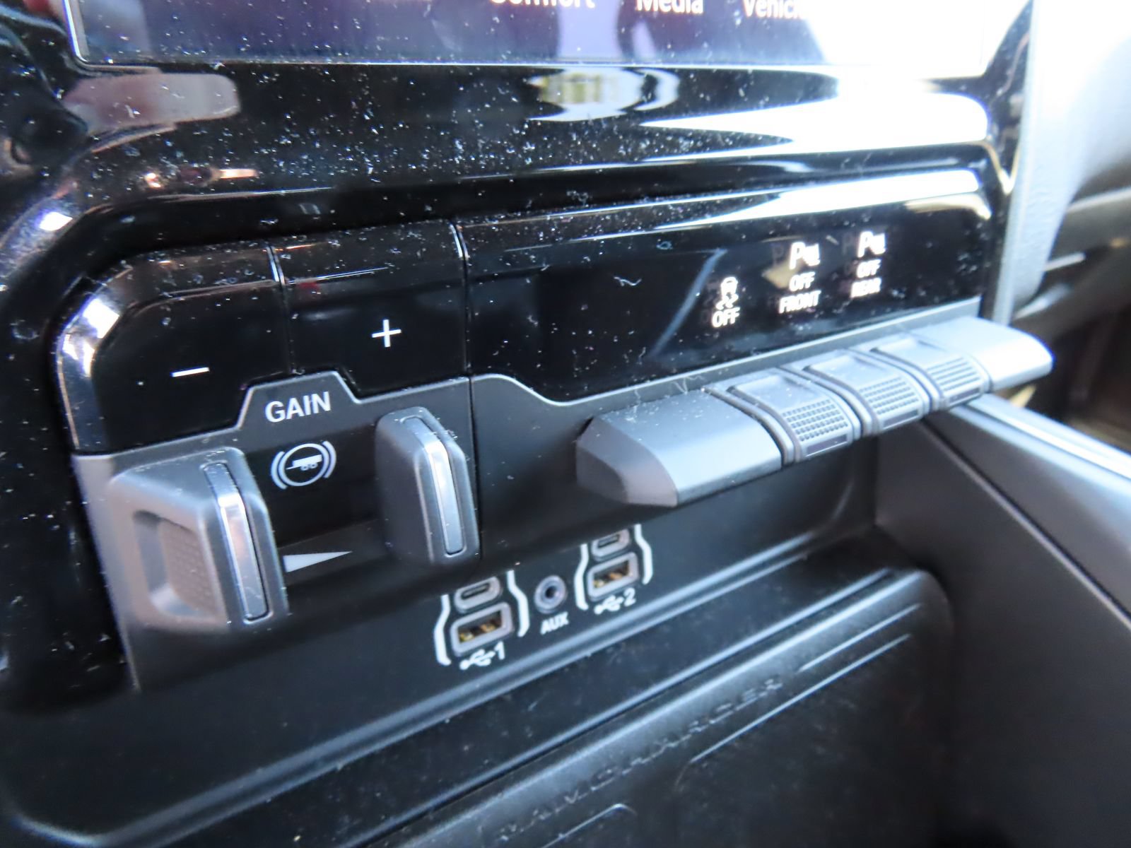 Used 2025 RAM 1500 Big Horn AWD/4WD image 29