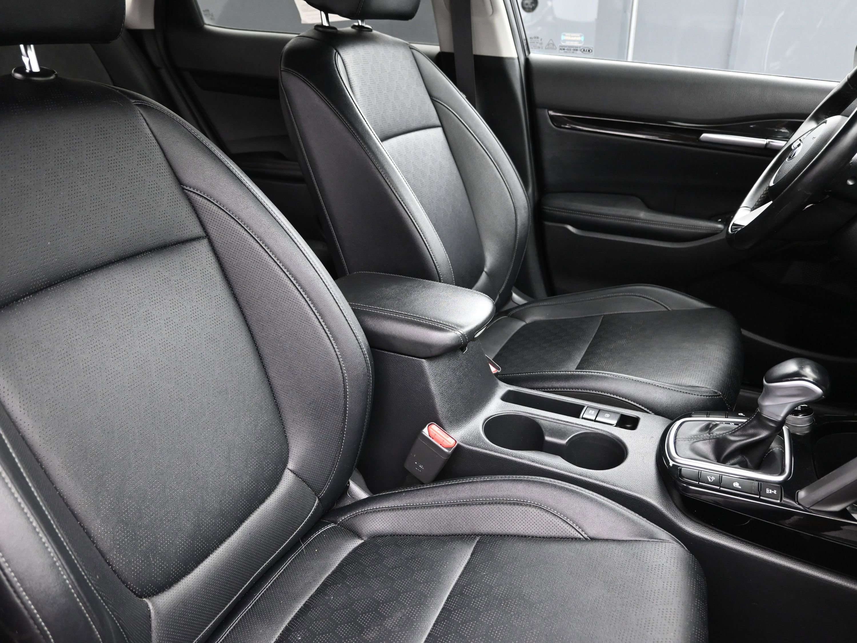 Used 2021 Kia Seltos SX w/ SX Sunroof Package image 27