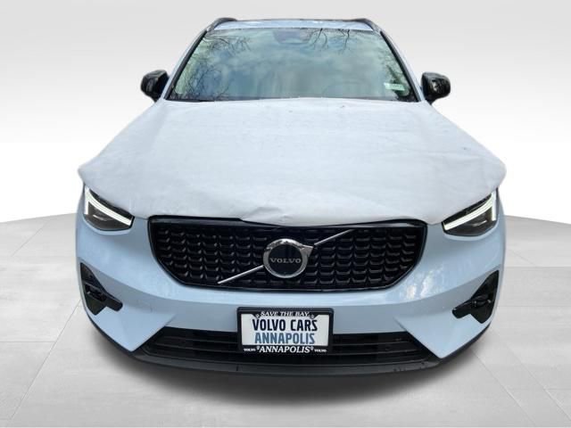 New 2026 Volvo XC40 B5 Ultra w/ Climate Package image 2