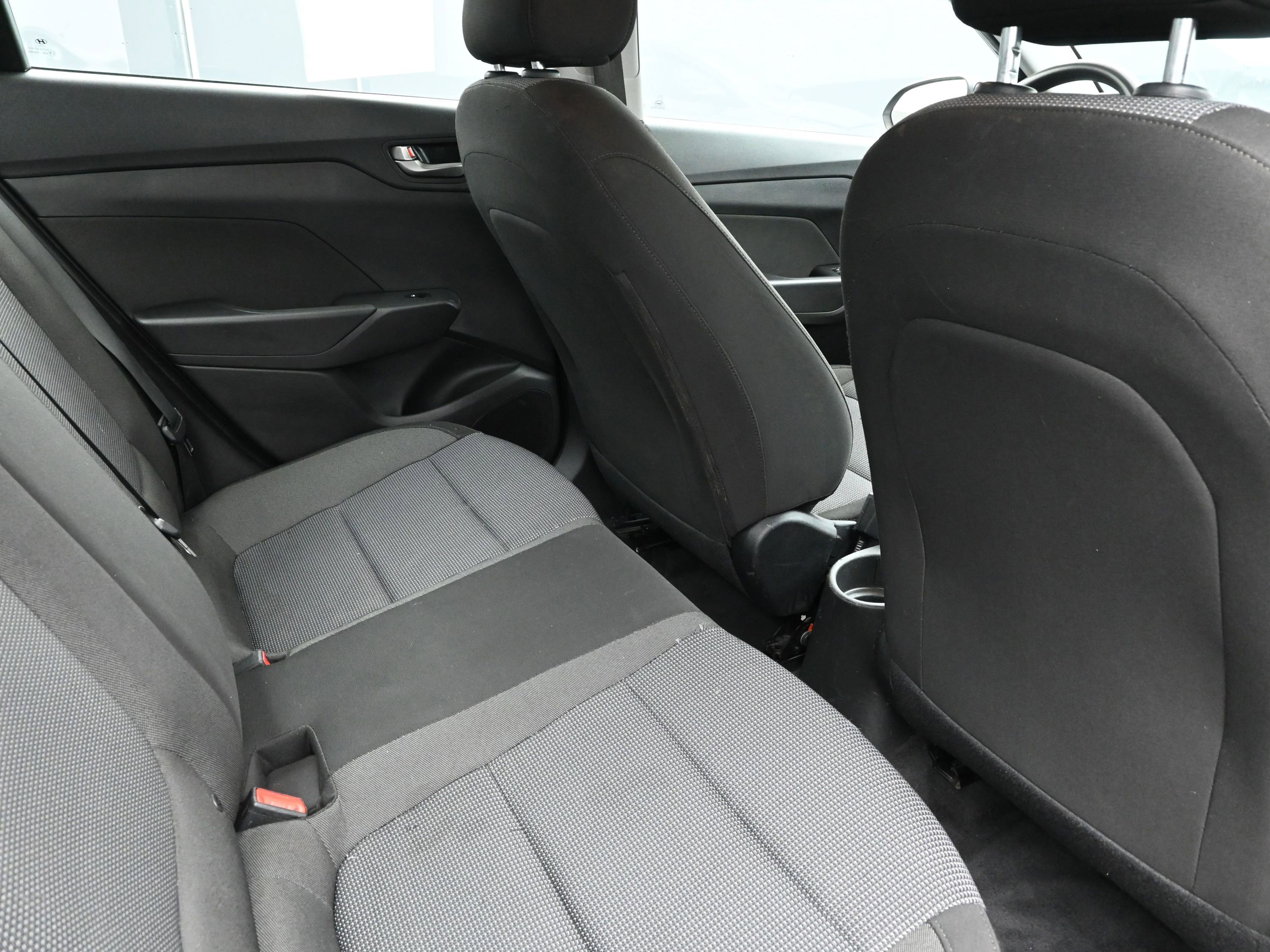 Certified 2022 Hyundai Accent SE image 24