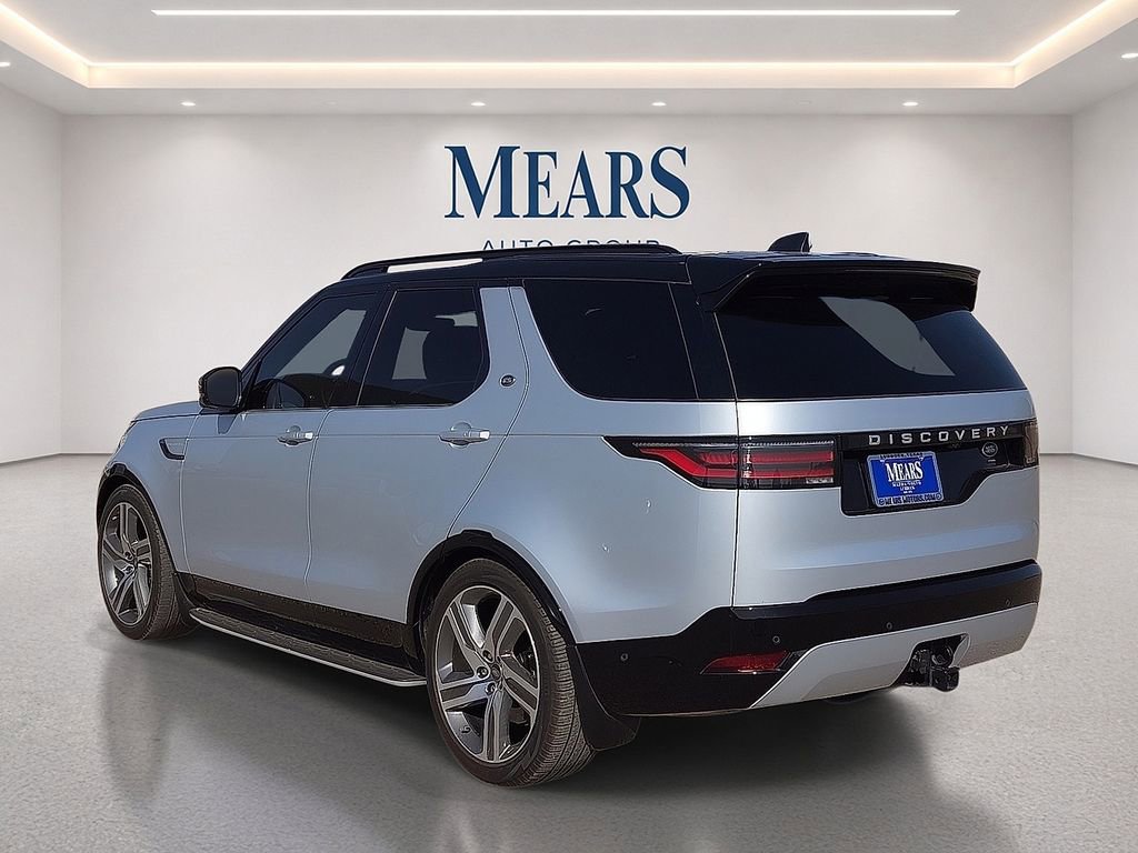 Used 2023 Land Rover Discovery Metropolitan Edition AWD/4WD image 3
