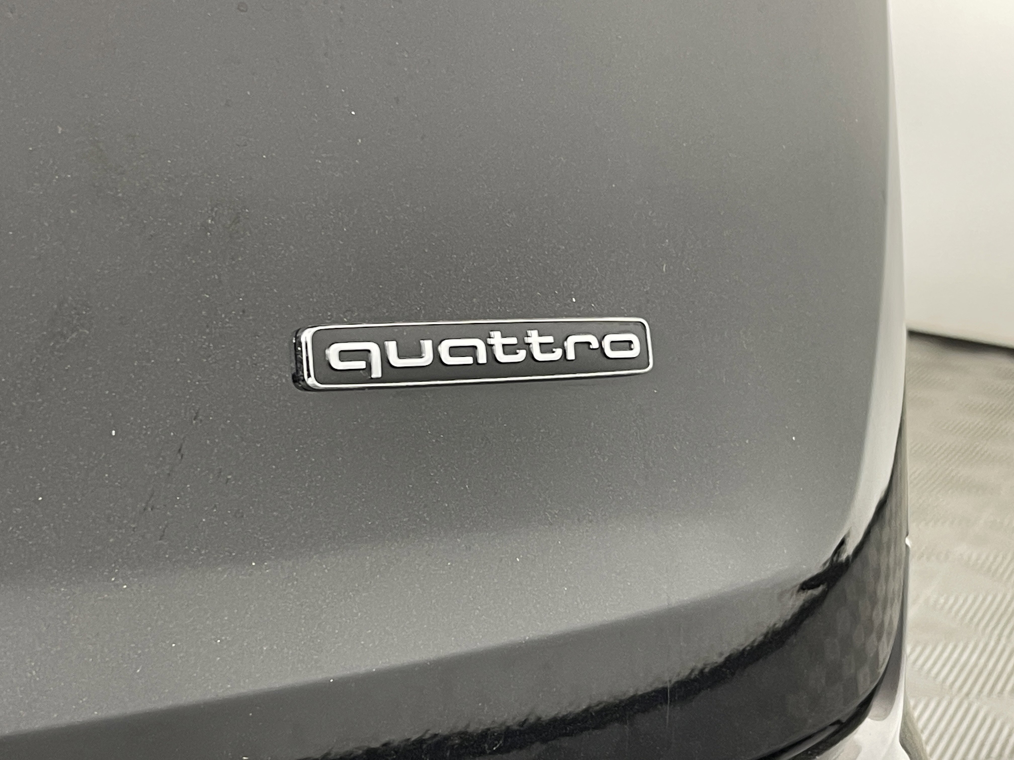 New 2025 Audi Q7 3.0T Prestige image 16