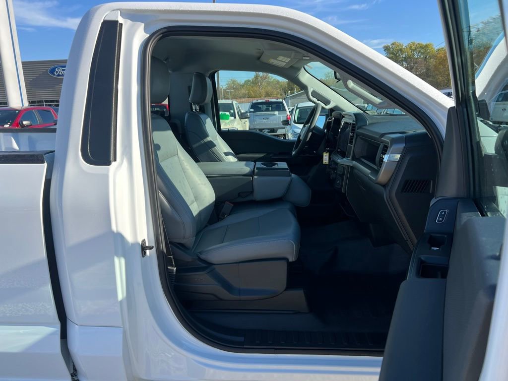 Used 2025 Ford F150 XL image 18