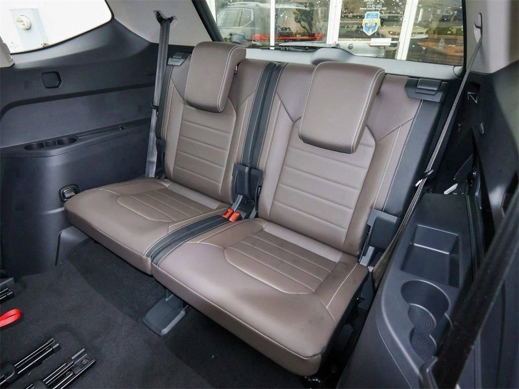 New 2026 Volkswagen Atlas SEL image 16