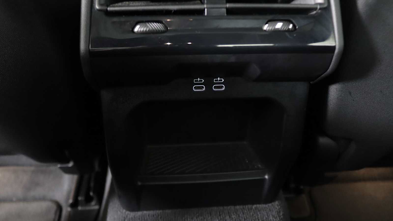 Used 2024 BMW 530i xDrive w/ Premium Package AWD/4WD image 15