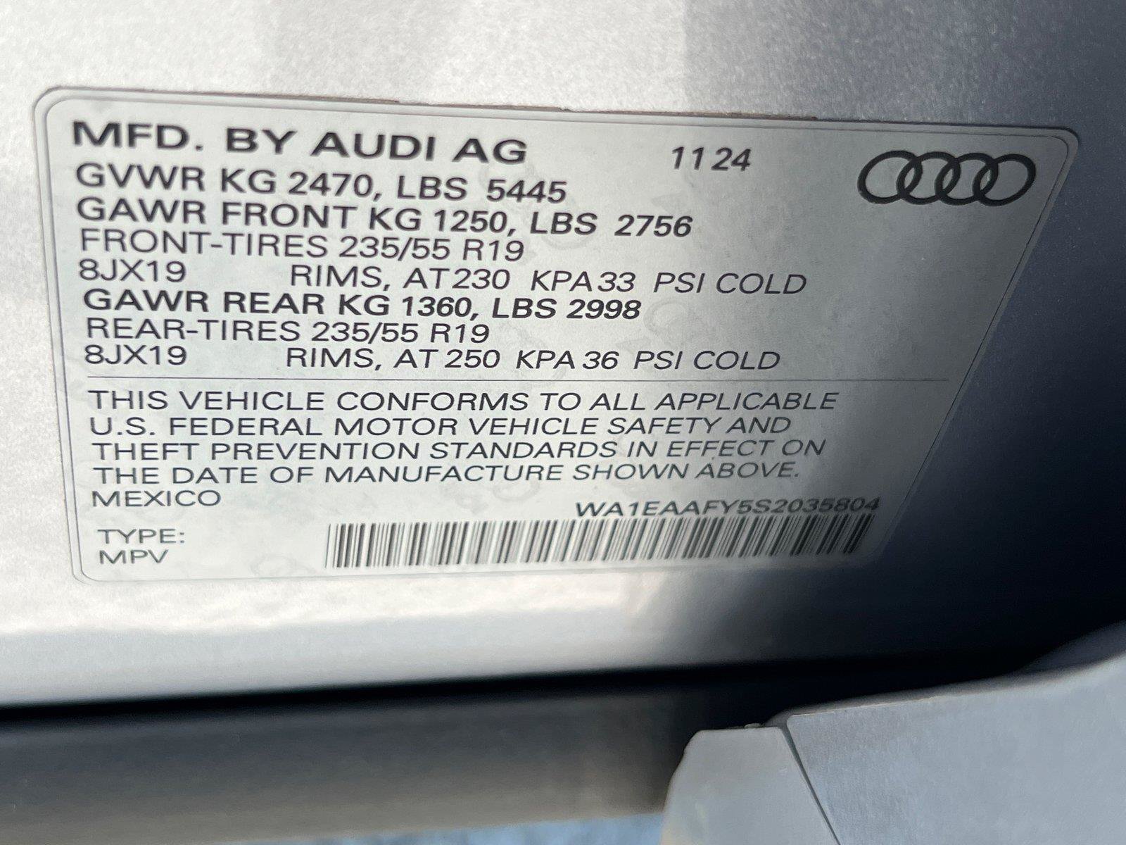 Used 2025 Audi Q5 2.0T Premium Plus w/ Premium Plus Package AWD/4WD image 35