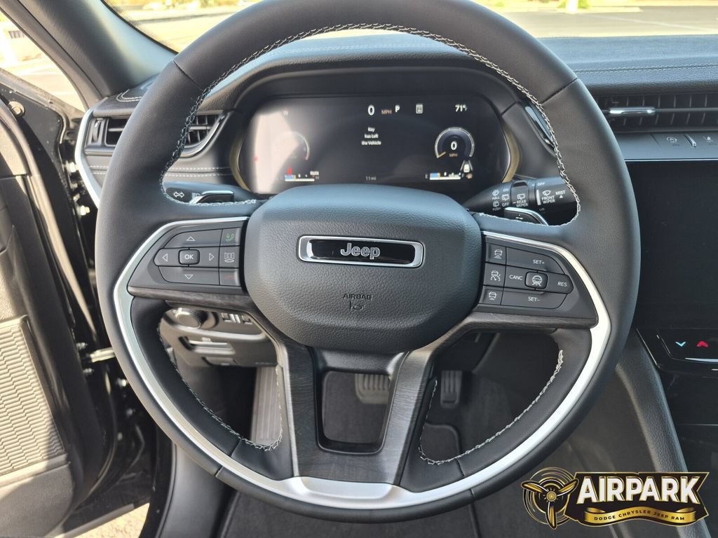 New 2026 Jeep Grand Cherokee Altitude AWD/4WD image 15