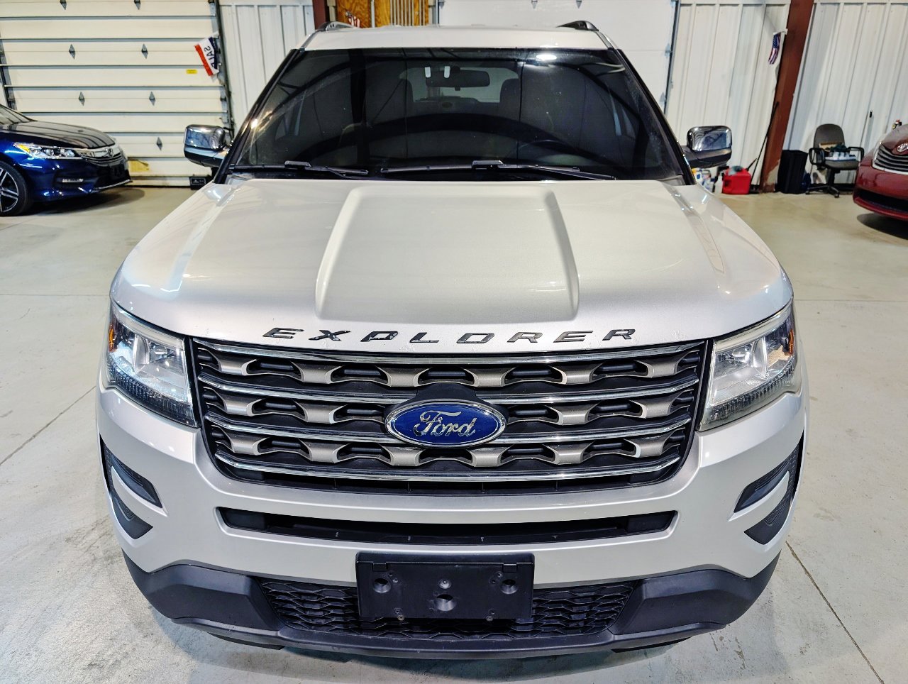 Used 2017 Ford Explorer FWD image 11