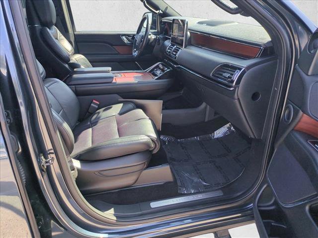 Used 2021 Lincoln Navigator Reserve RWD image 24