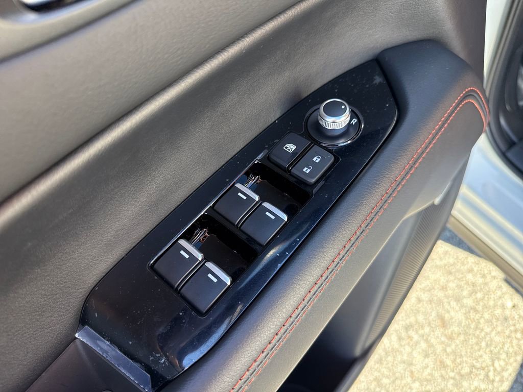Used 2025 MAZDA CX-5 Carbon Edition image 12