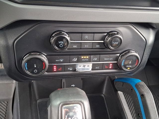 Used 2022 Ford Bronco Black Diamond image 16