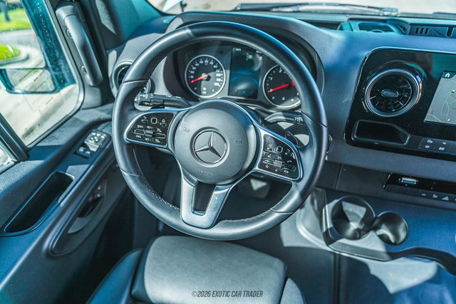 Used 2024 Mercedes-Benz Sprinter 2500 image 22