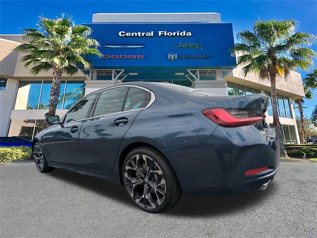 Used 2025 BMW 330i Sedan image 7