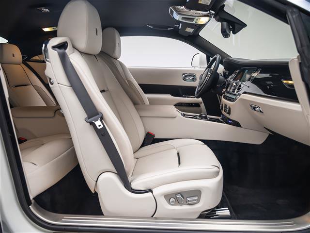 Used 2016 Rolls-Royce Wraith image 26