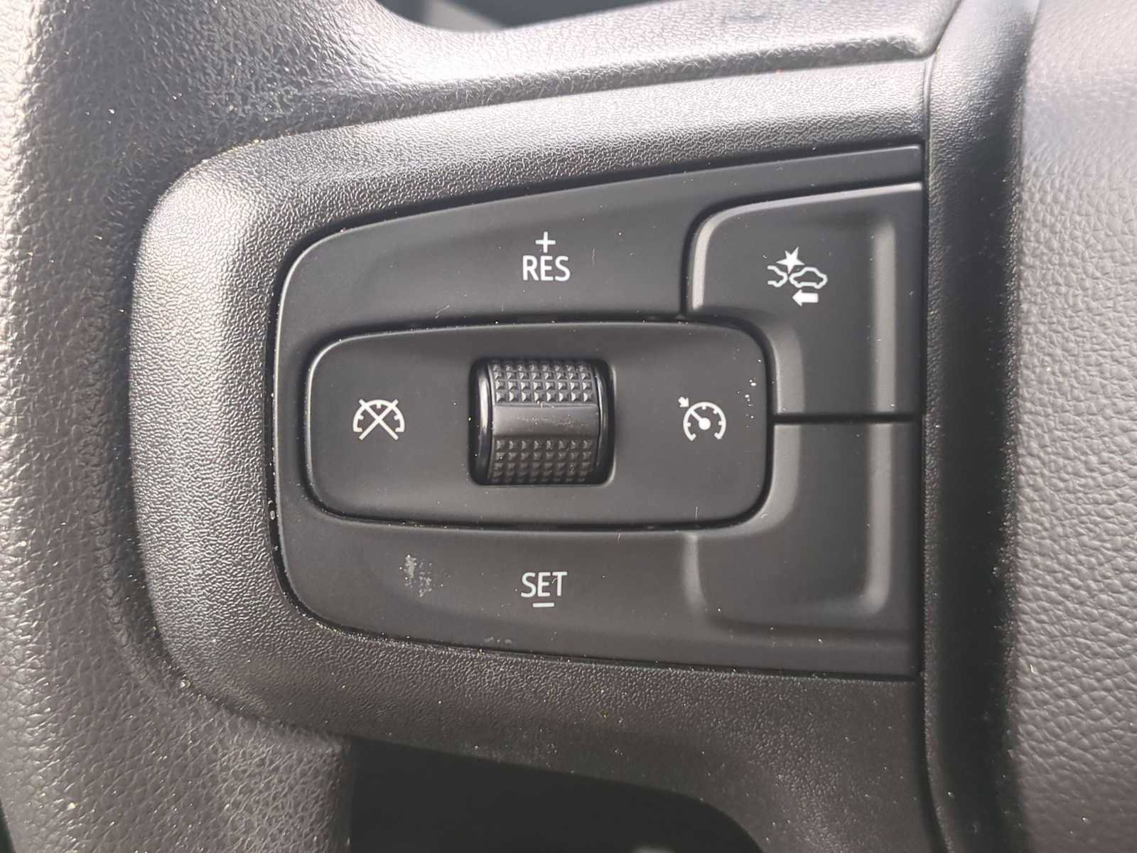 Used 2022 Chevrolet Silverado 1500 Custom image 15