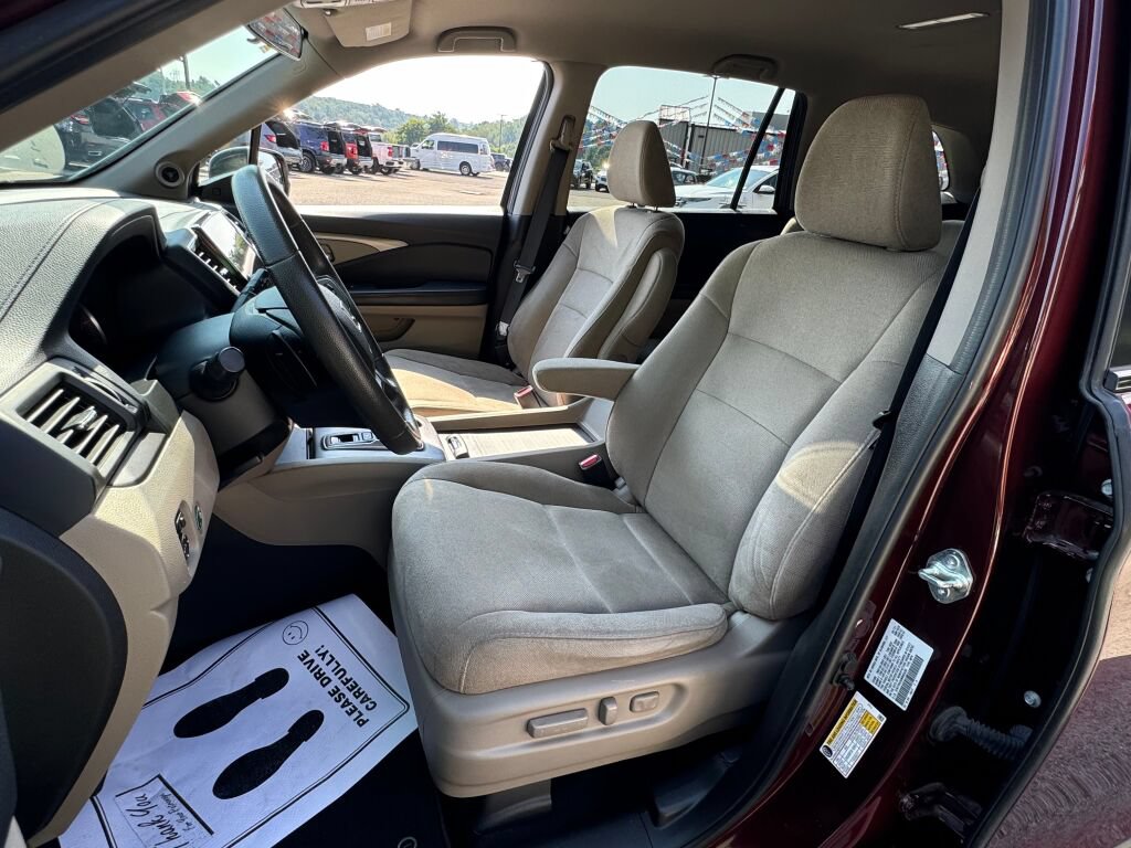 Used 2021 Honda Pilot EX image 12