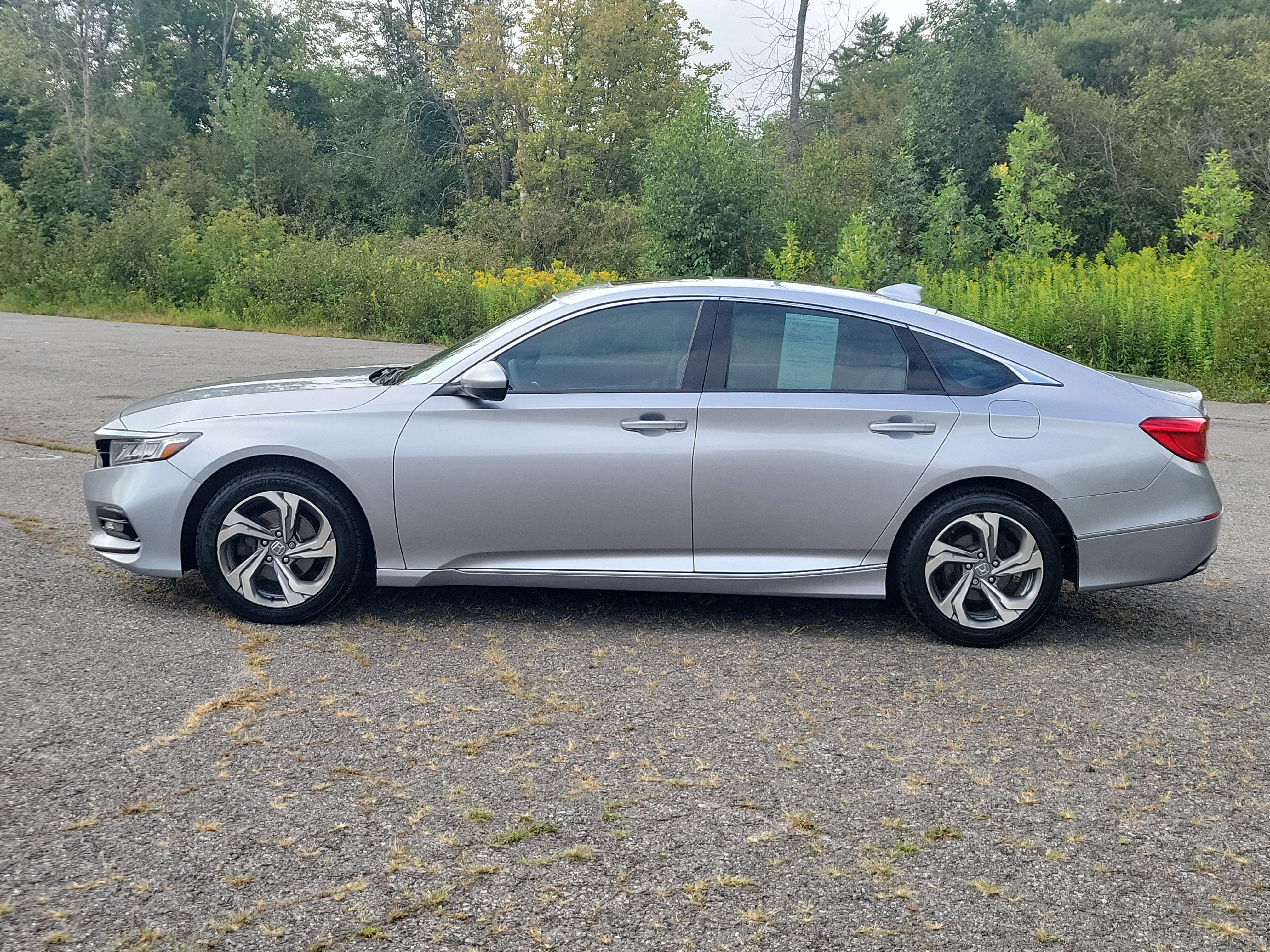 Used 2018 Honda Accord EX image 8