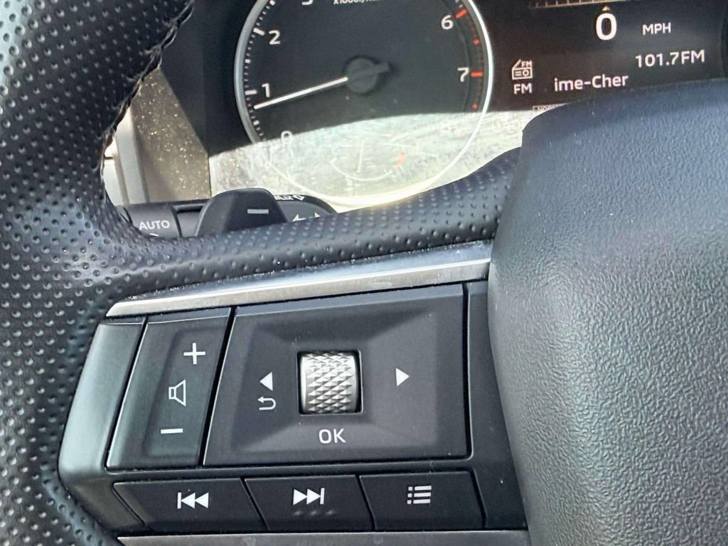 Used 2025 Mitsubishi Outlander SE FWD image 25