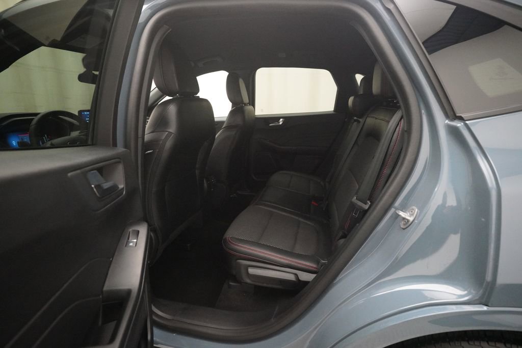 Used 2023 Ford Escape ST-Line image 16