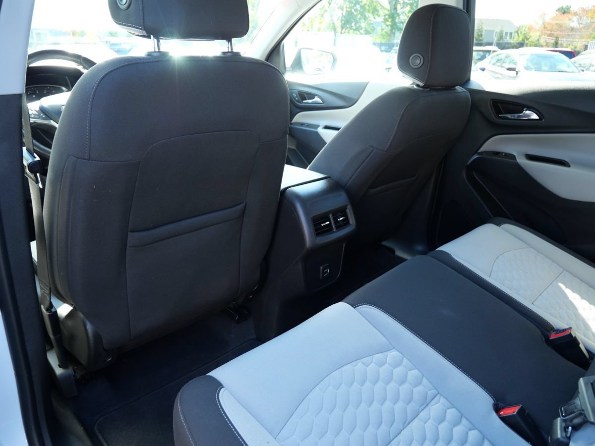 Used 2021 Chevrolet Equinox LT AWD/4WD image 24