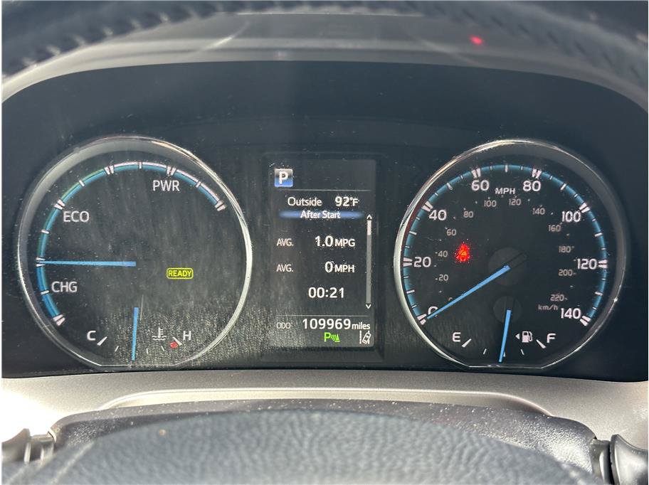 Used 2018 Toyota RAV4 Limited w/ Advanced Technology Package AWD/4WD image 20