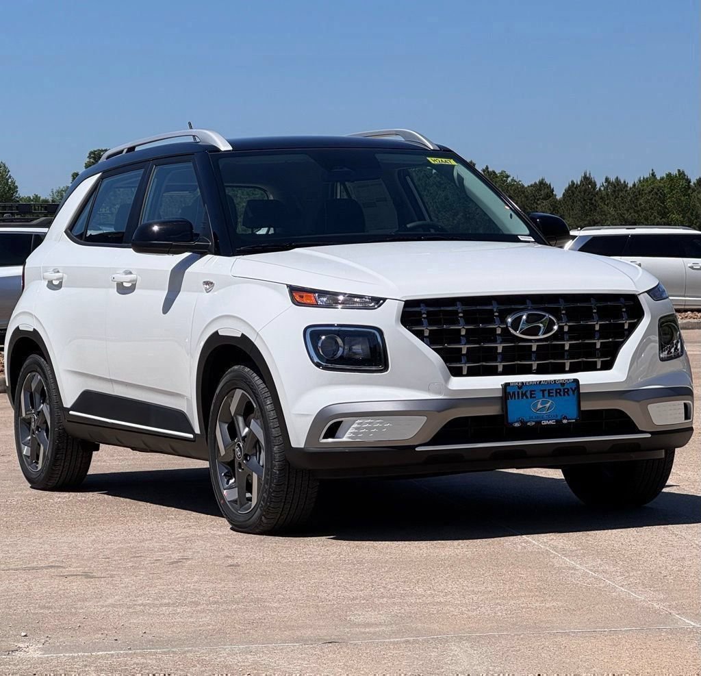 New 2026 Hyundai Venue SEL FWD image 8