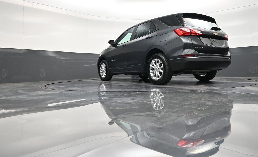 Used 2021 Chevrolet Equinox LS image 22