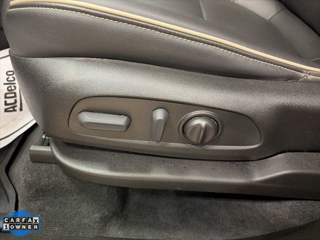 Used 2022 Chevrolet Traverse Premier w/ Redline Edition image 39