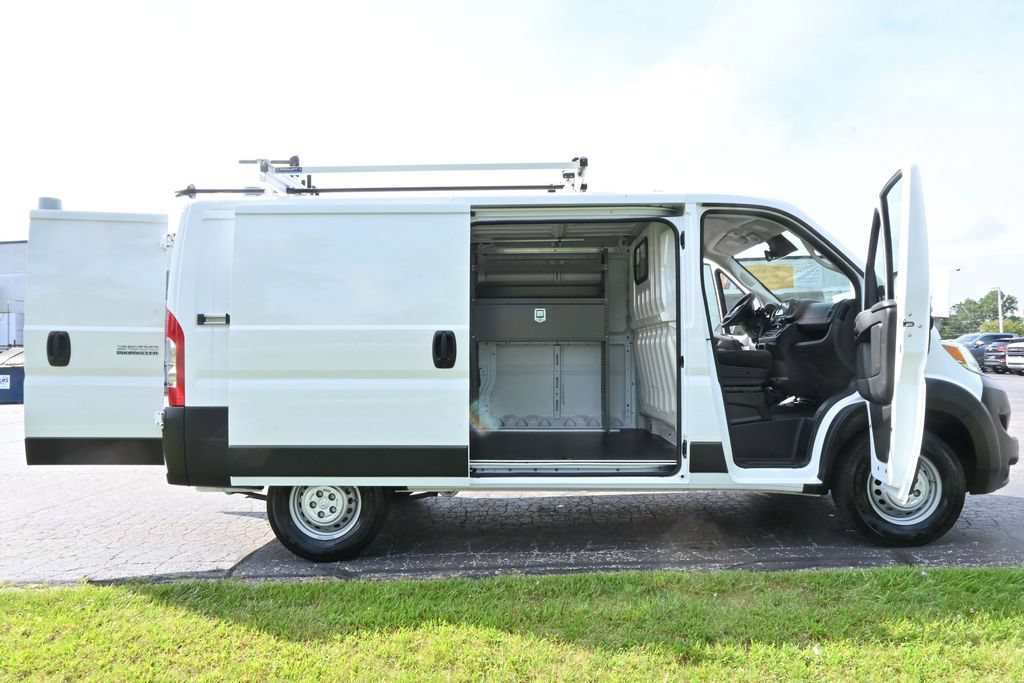 Used 2025 RAM ProMaster 2500 w/ Safety Group FWD image 49