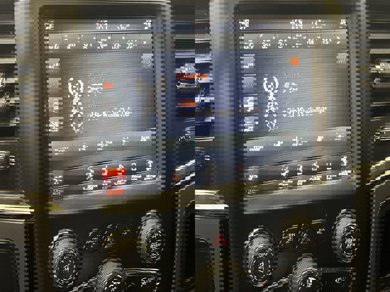 Used 2018 RAM 2500 Big Horn w/ Sport Appearance Group image 19