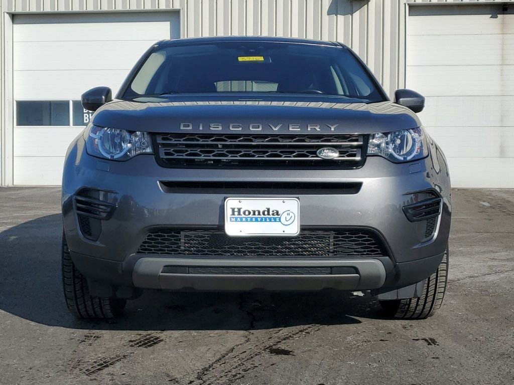 Used 2017 Land Rover Discovery Sport SE image 2