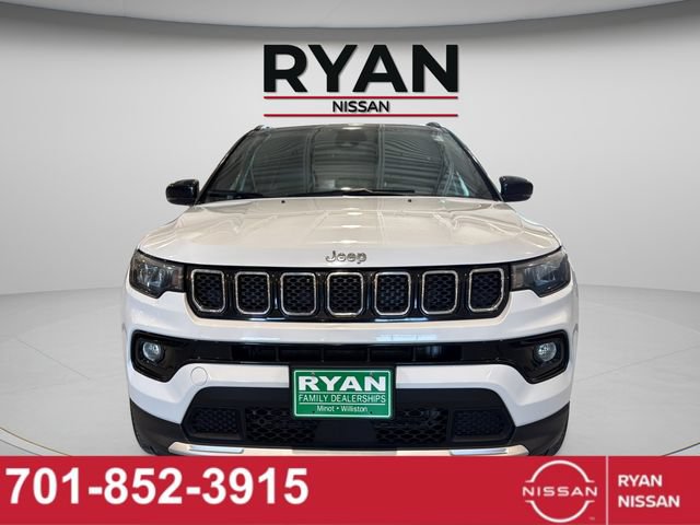 Used 2024 Jeep Compass Limited AWD/4WD image 11