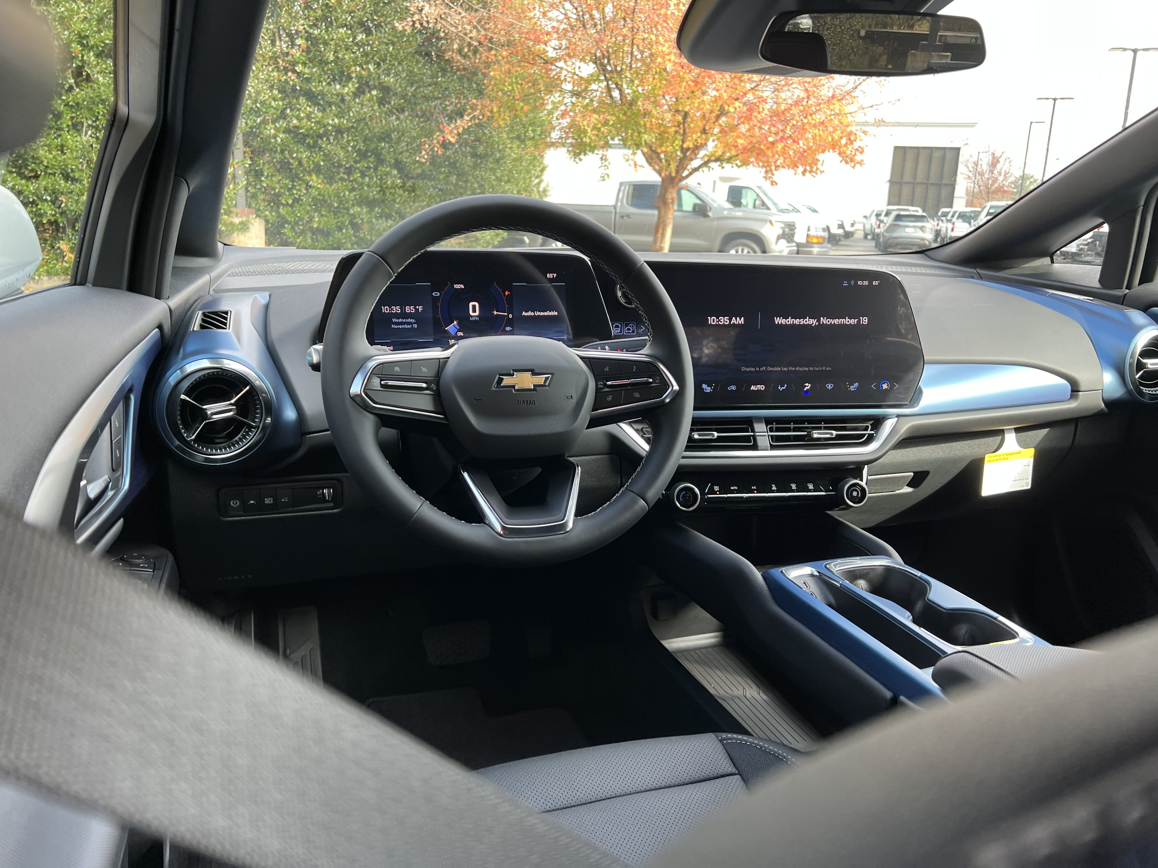New 2026 Chevrolet Equinox EV LT AWD/4WD image 17